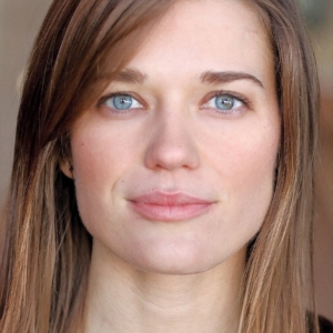 تصویر هنرمند Juliene Joyner