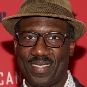 تصویر هنرمند Russell G. Jones