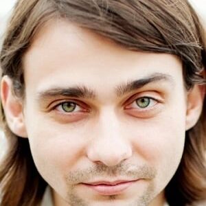 تصویر هنرمند Maksim Sveshnikov