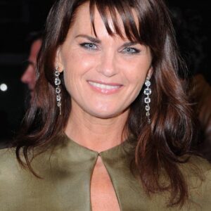 تصویر هنرمند Mary Birdsong