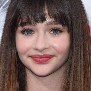 تصویر هنرمند Malina Weissman
