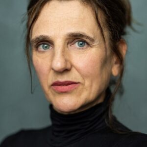 تصویر هنرمند Elizabeth Hill