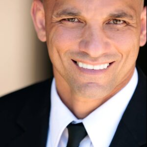 تصویر هنرمند Aaron Pina