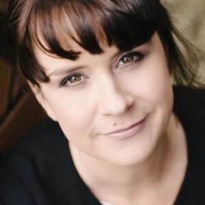 تصویر هنرمند Emily Taheny