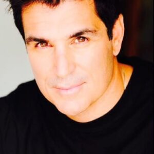 تصویر هنرمند Clint Lilley