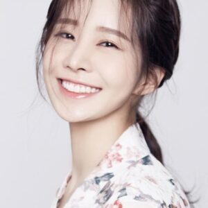 تصویر هنرمند Kim Chae-yoon