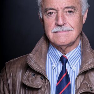 تصویر هنرمند Russell Roberts