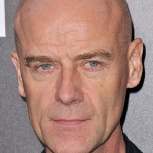 تصویر هنرمند Pip Torrens