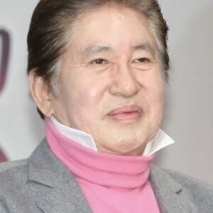 تصویر هنرمند Kim Yong-geon