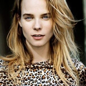 تصویر هنرمند Nike Martens