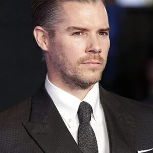 تصویر هنرمند Josh Cowdery