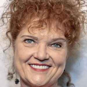 تصویر هنرمند Debra Christofferson