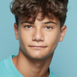 تصویر هنرمند Izan Fernández