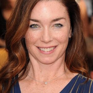 تصویر هنرمند Julianne Nicholson