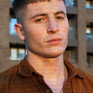 تصویر هنرمند Kieron Moore