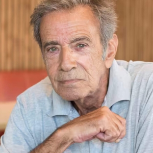 تصویر هنرمند Mario Alarcón