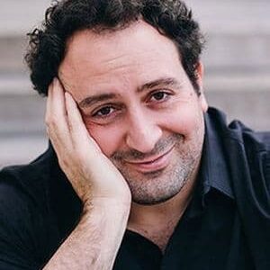 تصویر هنرمند Ary Gabison