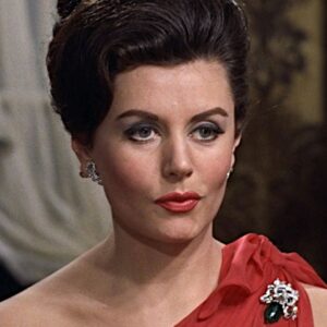 تصویر هنرمند Eunice Gayson