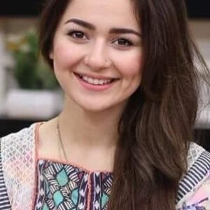 تصویر هنرمند Hania Aamir