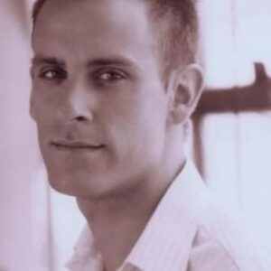 تصویر هنرمند Marc James Beauchamp