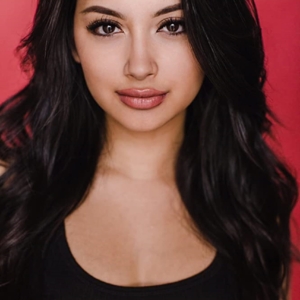 تصویر هنرمند Kayla Heller