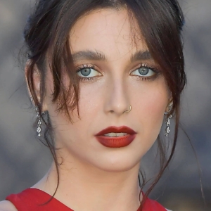 تصویر هنرمند Emma Chamberlain