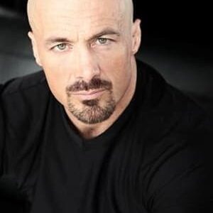 تصویر هنرمند Paul Lazenby