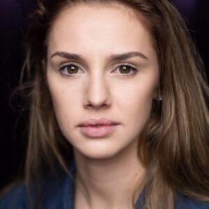 تصویر هنرمند Mollie Winnard