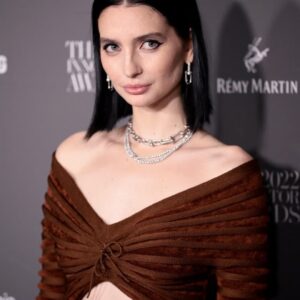 تصویر هنرمند Meadow Walker Thornton-Allan