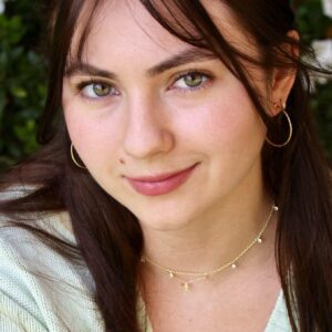 تصویر هنرمند Rhiannon Leigh Wryn