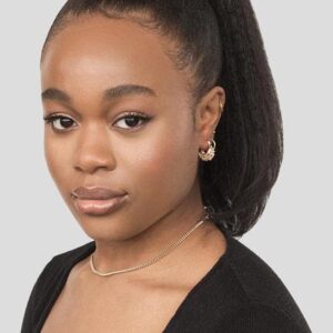 تصویر هنرمند Bukky Bakray