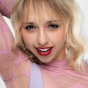 تصویر هنرمند Emily Jo Jordan