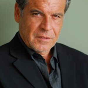 تصویر هنرمند Oscar Corbella