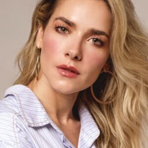 تصویر هنرمند Monique Alfradique