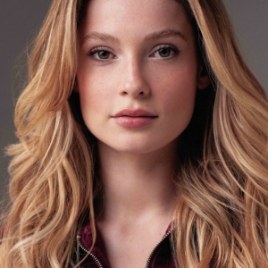 تصویر هنرمند Hannah Dodd