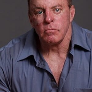 تصویر هنرمند Neville Archambault