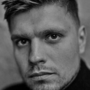 تصویر هنرمند Roman Vasyanov