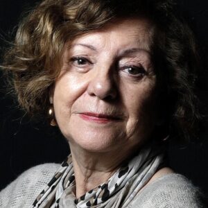 تصویر هنرمند María Elena Duvauchelle