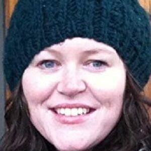 تصویر هنرمند Katie Holly