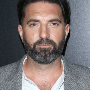 تصویر هنرمند Drew Pearce