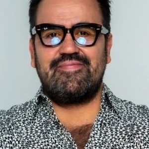 تصویر هنرمند El Huevo Charlie Barrientos