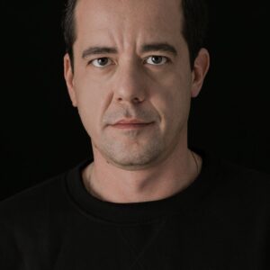 تصویر هنرمند Efthymis Filippou