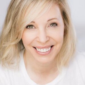 تصویر هنرمند Nancy Robertson