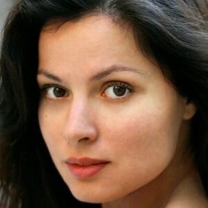 تصویر هنرمند Marina Eva