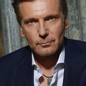 تصویر هنرمند Peter J. Lucas