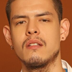 تصویر هنرمند Apiwich Reardon