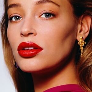 تصویر هنرمند Clare Hoak