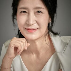 تصویر هنرمند Jeong A-mi