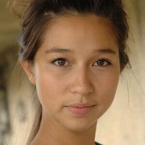 تصویر هنرمند Aoife Hinds