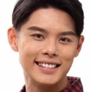 تصویر هنرمند Henley Hii